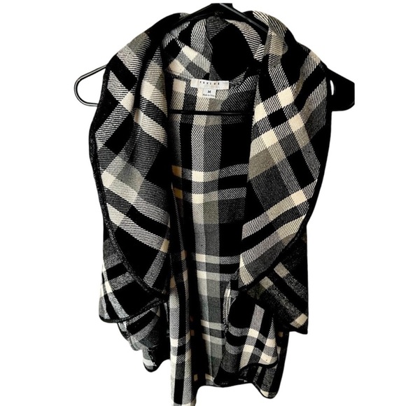 FAVLUX Jackets & Blazers - Favlux Plaid Draping Black & White Vest